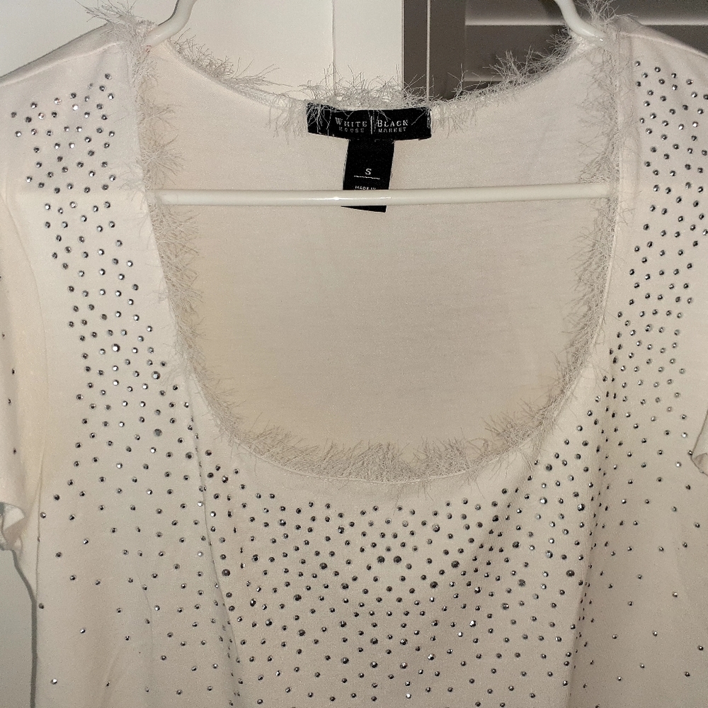 White shirt with silver sparkles, faux fur, womens size small - Picture 10 of 11